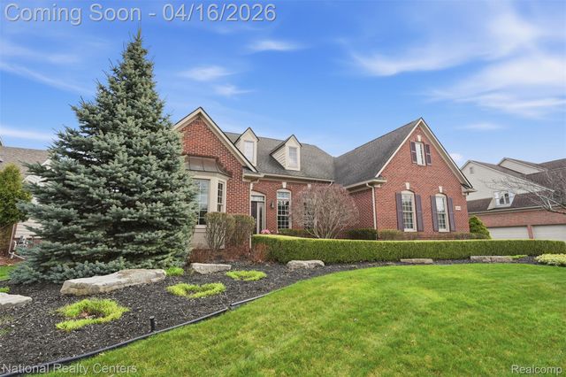 30304 Sterling Drive, Novi, MI 48377