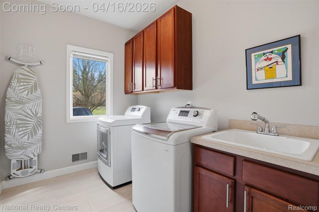 30304 Sterling Drive, Novi, MI 48377