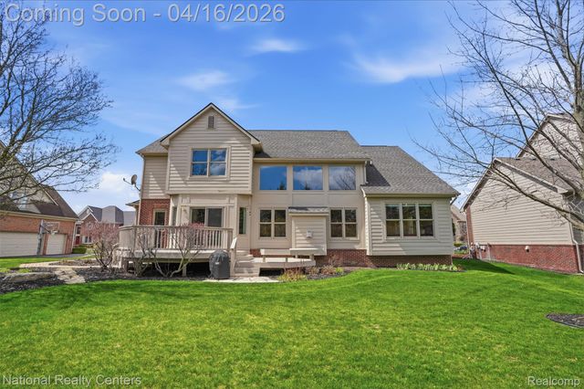 30304 Sterling Drive, Novi, MI 48377