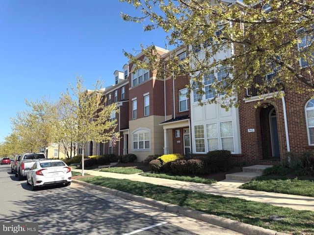 19410 FRONT ST, Leesburg, VA 20176