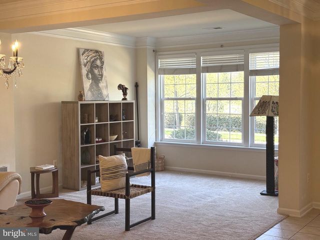 19410 FRONT ST, Leesburg, VA 20176