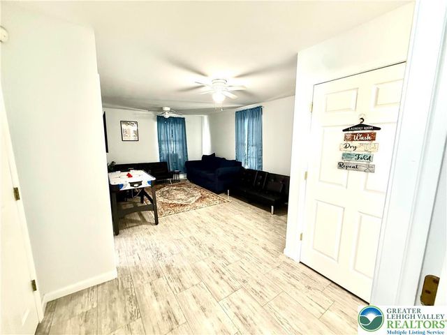 8440 Bear Trail Drive, Coolbaugh Twp, PA 18466