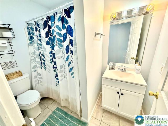 8440 Bear Trail Drive, Coolbaugh Twp, PA 18466