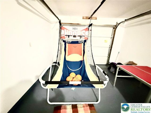 8440 Bear Trail Drive, Coolbaugh Twp, PA 18466