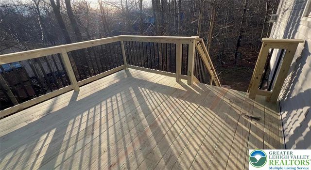 8440 Bear Trail Drive, Coolbaugh Twp, PA 18466