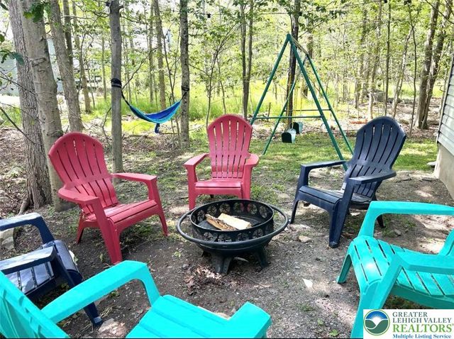 8440 Bear Trail Drive, Coolbaugh Twp, PA 18466