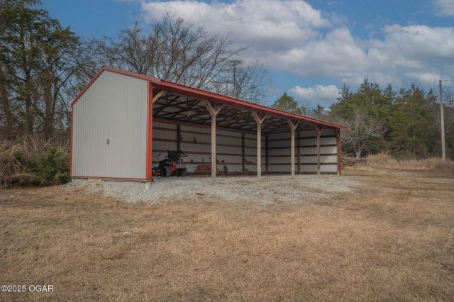 64501 E 114th Road, Miami, OK 74354