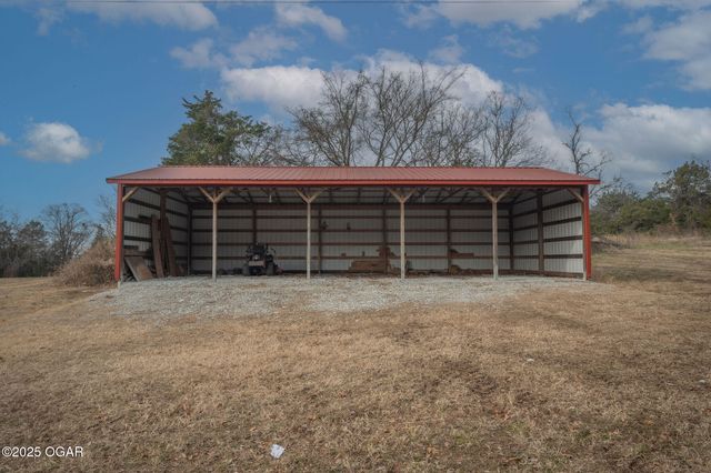 64501 E 114th Road, Miami, OK 74354