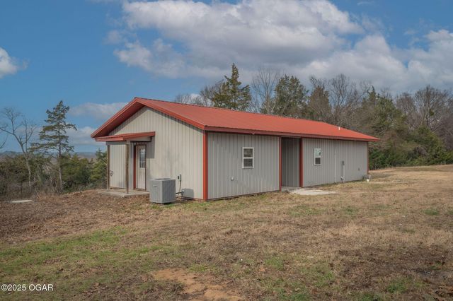 64501 E 114th Road, Miami, OK 74354