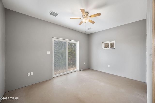 64501 E 114th Road, Miami, OK 74354