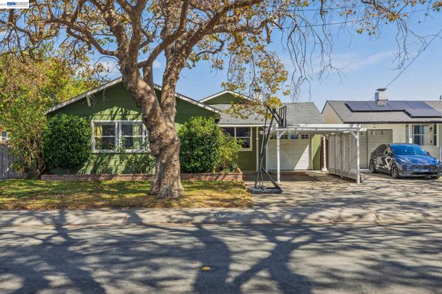 15742 Paseo Largavista, San Lorenzo, CA 94580