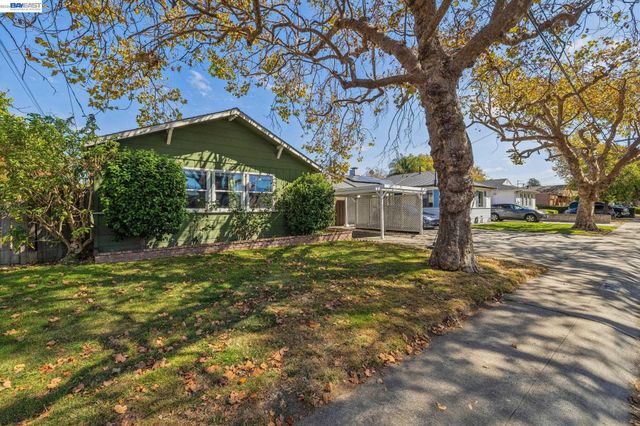 15742 Paseo Largavista, San Lorenzo, CA 94580