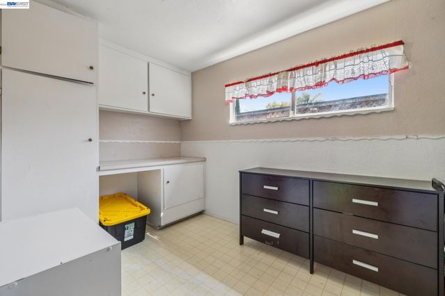 15742 Paseo Largavista, San Lorenzo, CA 94580