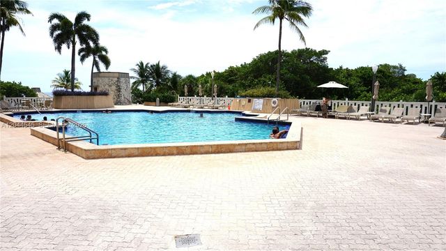 1111 Crandon Blvd B705 B705, Key Biscayne, FL 33149