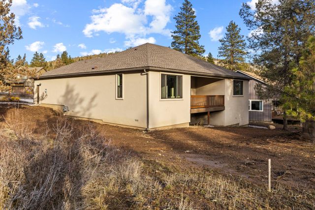1092 Timber Ridge, Klamath Falls, OR 97601