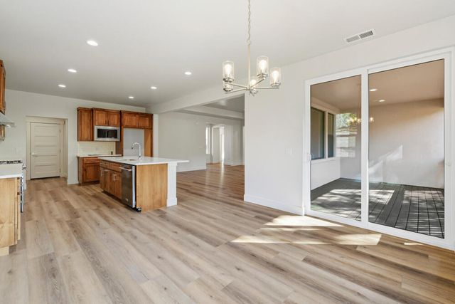 1092 Timber Ridge, Klamath Falls, OR 97601