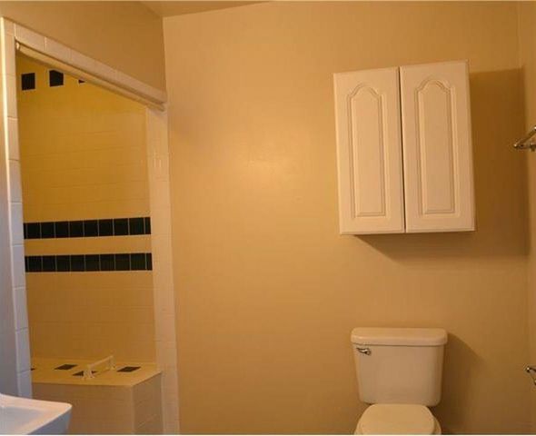 609 Riverwood DR, Cedar Park, TX 78613