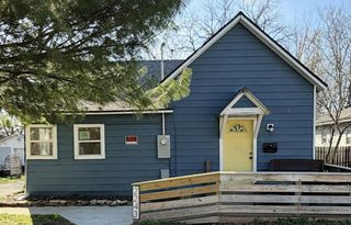 2243 N Taylor Avenue, Springfield, MO 65803