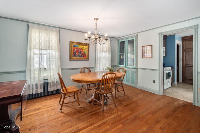 12 Central Avenue, Ravena, NY 12143