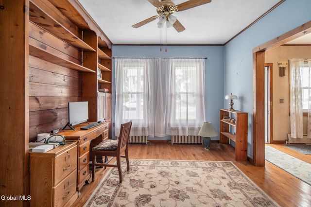 12 Central Avenue, Ravena, NY 12143