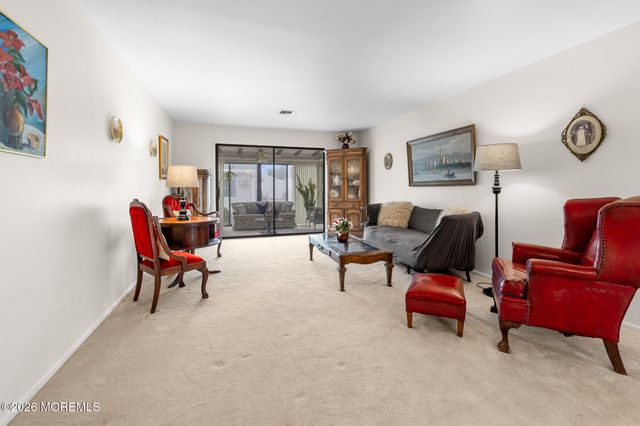 96 Salix Plaza 96C, Monroe, NJ 08831