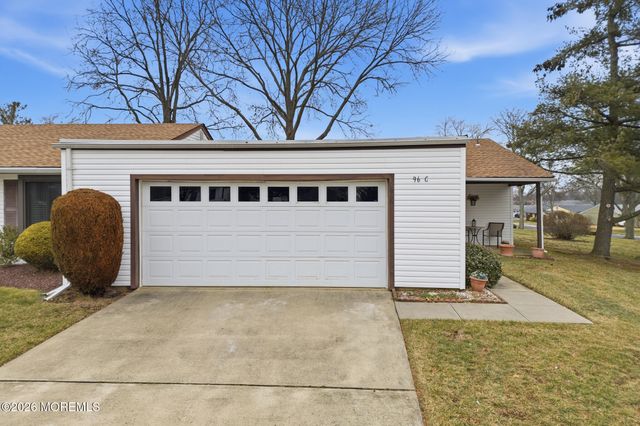 96 Salix Plaza 96C, Monroe, NJ 08831