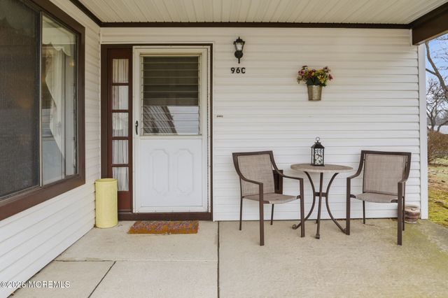 96 Salix Plaza 96C, Monroe, NJ 08831