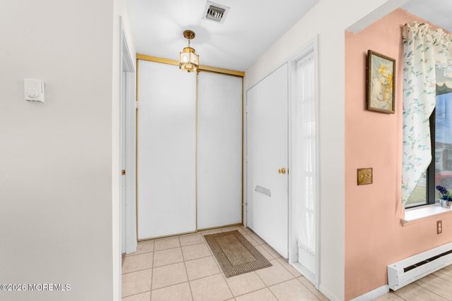 96 Salix Plaza 96C, Monroe, NJ 08831