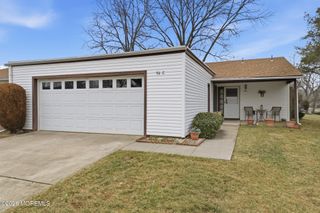 96 Salix Plaza 96C, Monroe, NJ 08831