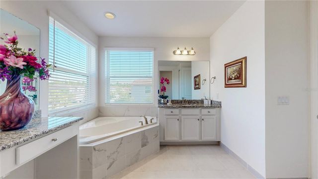 30843 LINDENTREE DRIVE, Wesley Chapel, FL 33543