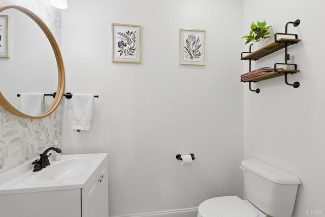 303 Benchmark Drive, Evington, VA 24550