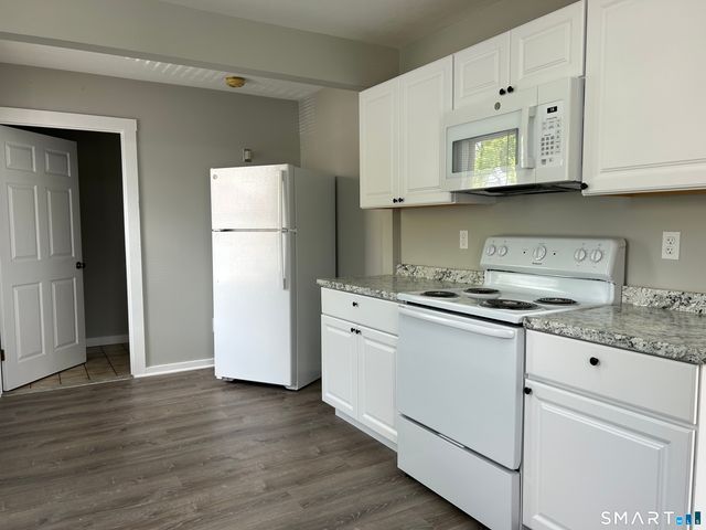 1810 Dixwell Avenue, Hamden, CT 06514