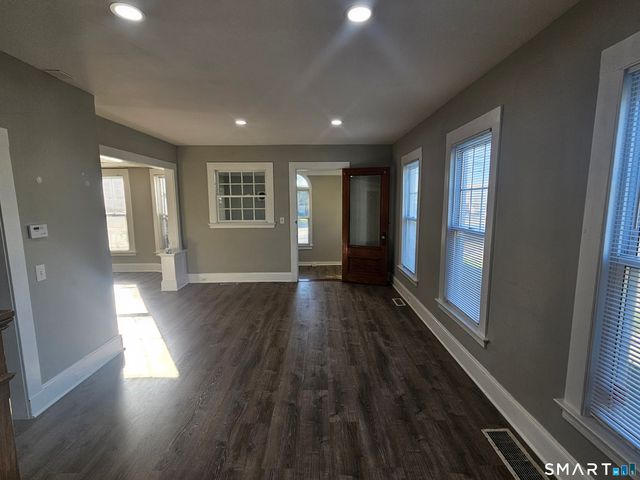 1810 Dixwell Avenue, Hamden, CT 06514