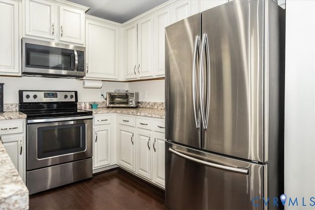 4733 Kennington Park Rd, Aylett, VA 23009