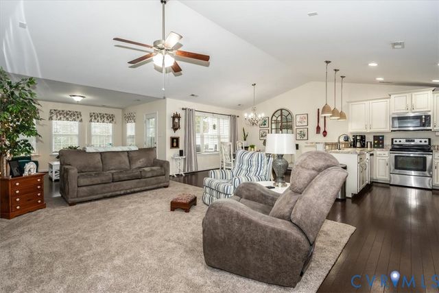 4733 Kennington Park Rd, Aylett, VA 23009