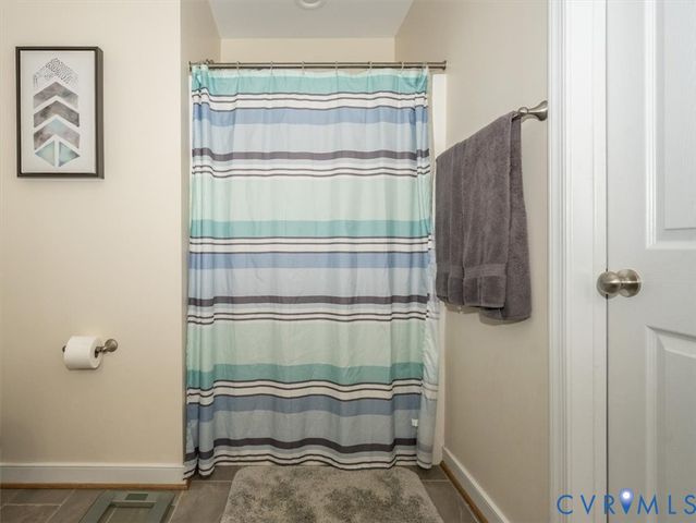 4733 Kennington Park Rd, Aylett, VA 23009