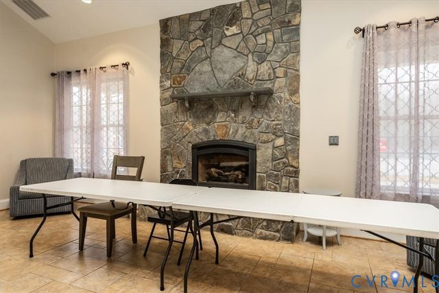 4733 Kennington Park Rd, Aylett, VA 23009