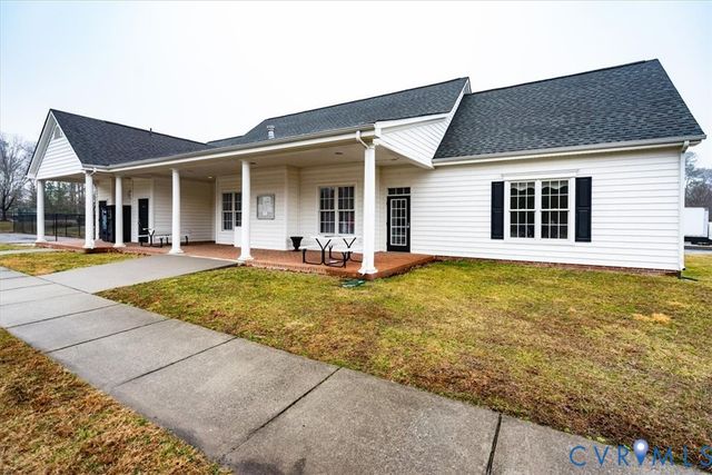 4733 Kennington Park Rd, Aylett, VA 23009