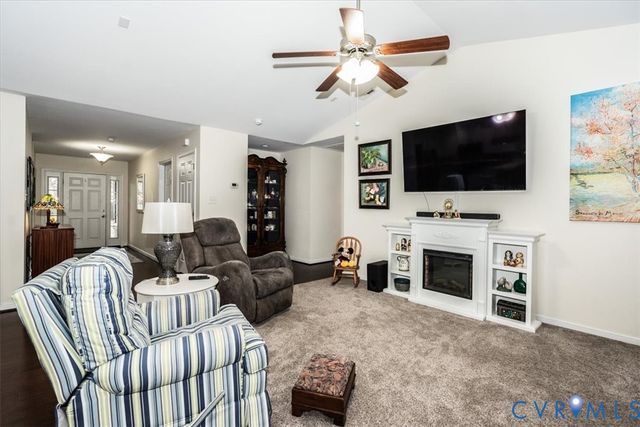 4733 Kennington Park Rd, Aylett, VA 23009