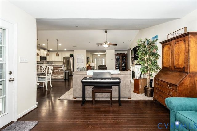 4733 Kennington Park Rd, Aylett, VA 23009