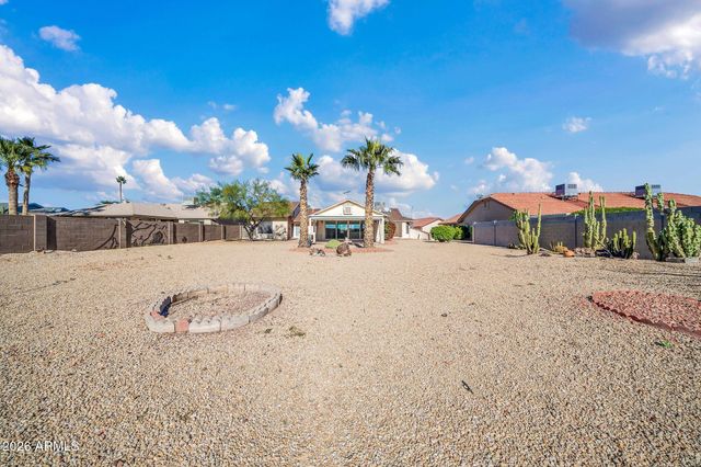 13523 W GEMSTONE Drive, Sun City West, AZ 85375