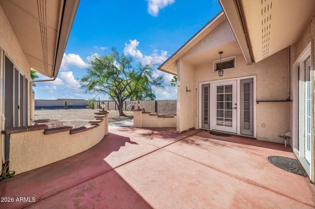 13523 W GEMSTONE Drive, Sun City West, AZ 85375