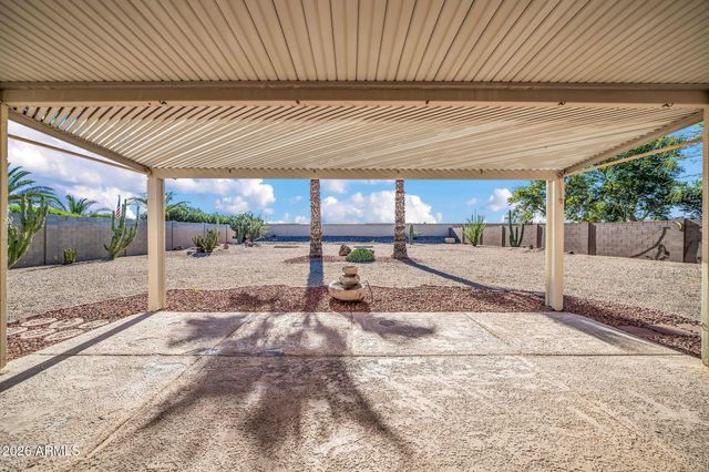 13523 W GEMSTONE Drive, Sun City West, AZ 85375