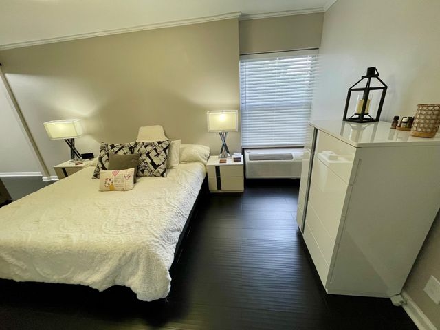 232 S Highland St Apt 903, Memphis, TN 38111