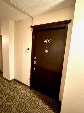 232 S Highland St Apt 903, Memphis, TN 38111