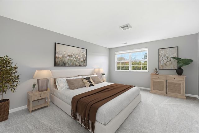 39 Waters Edge 39, Ludlow, MA 01056
