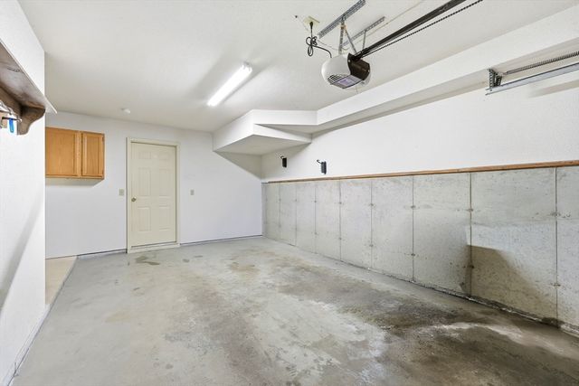 39 Waters Edge 39, Ludlow, MA 01056