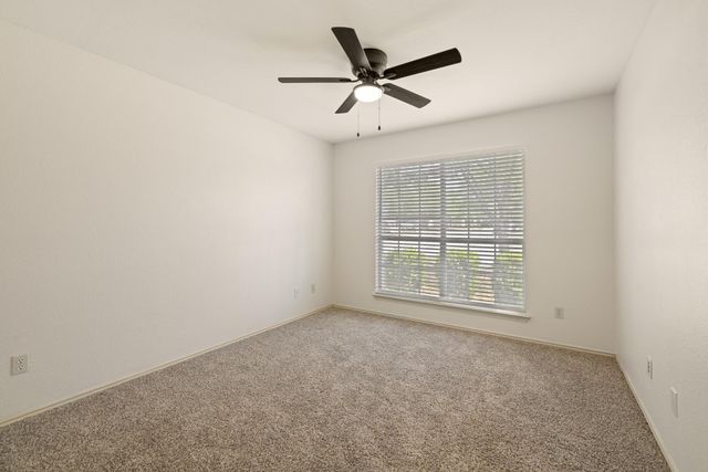 17710 Limpia CRK, Round Rock, TX 78664