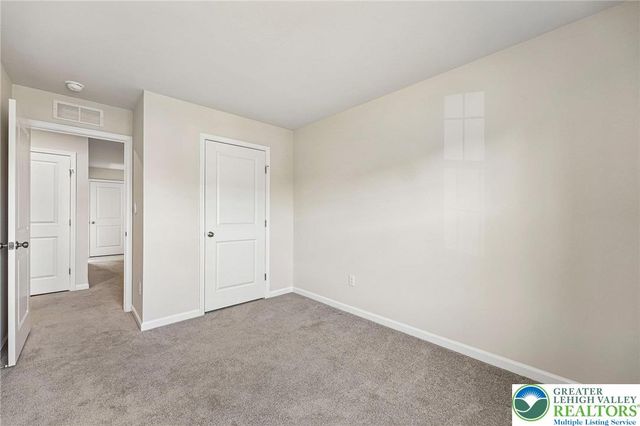 884 Still Waters Lane, Pennsburg Boro, PA 18073