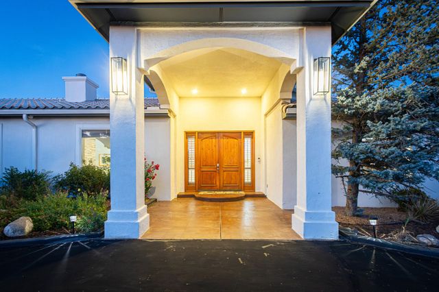 11907 San Rafael Avenue NE, Albuquerque, NM 87122